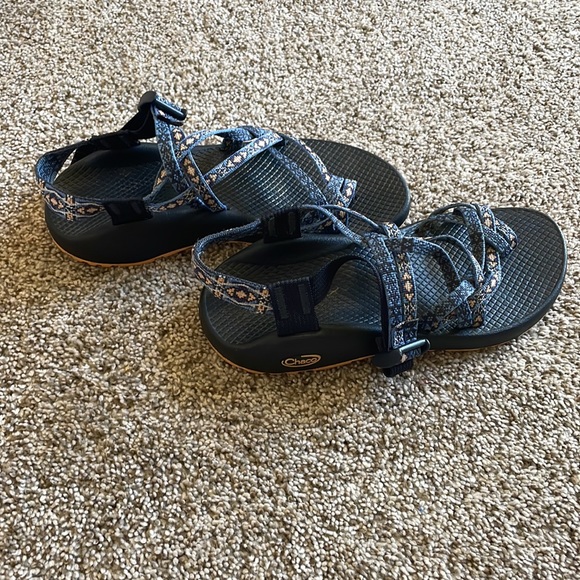 CHACOS - Picture 2 of 4